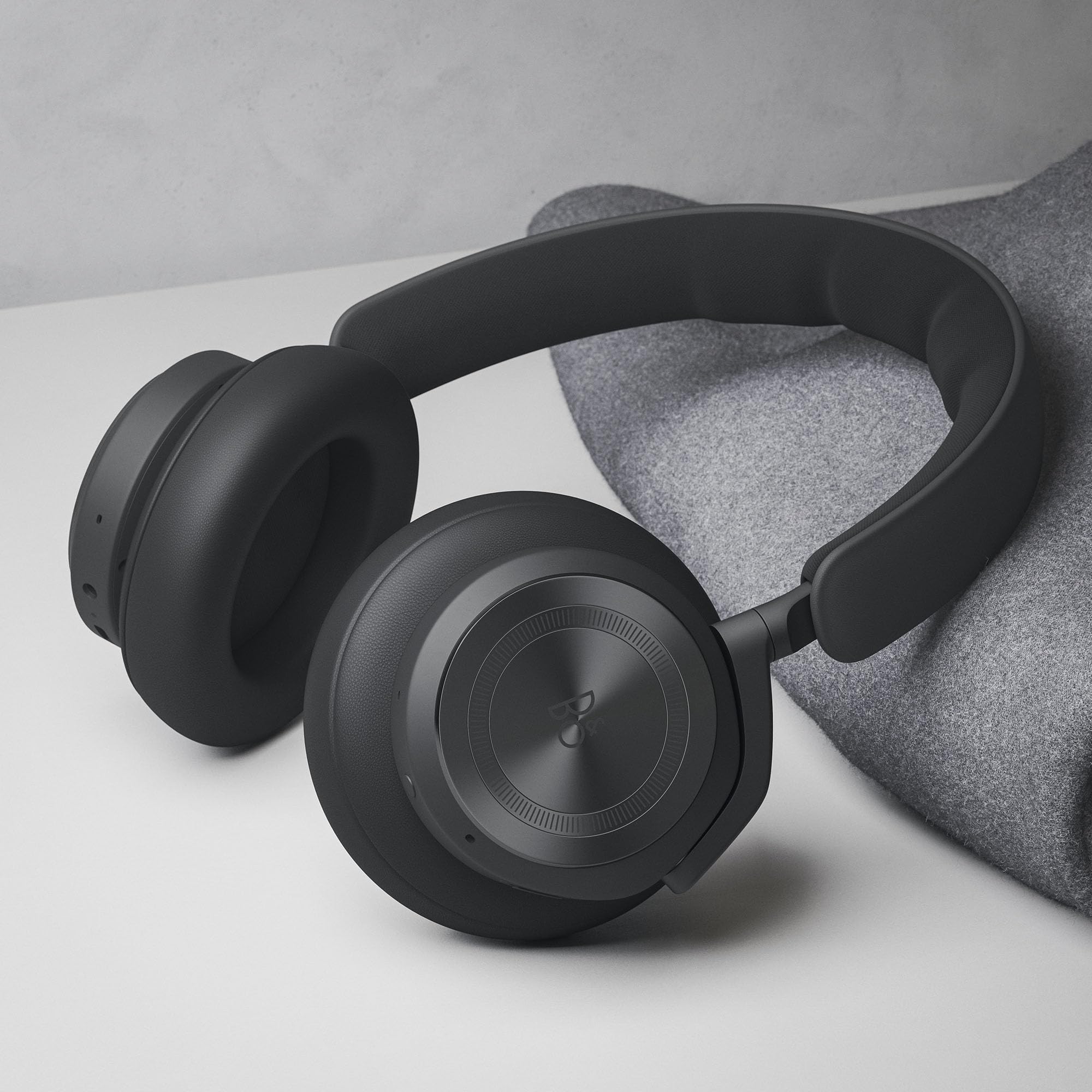 Bang & Olufsen HX